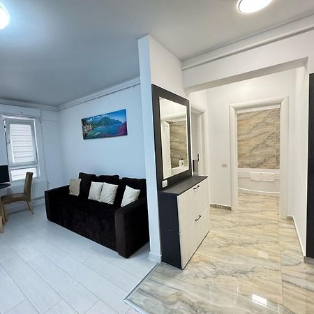 Luxury Glam Apartments Central Adress Bucuresti With Parking Exterior foto