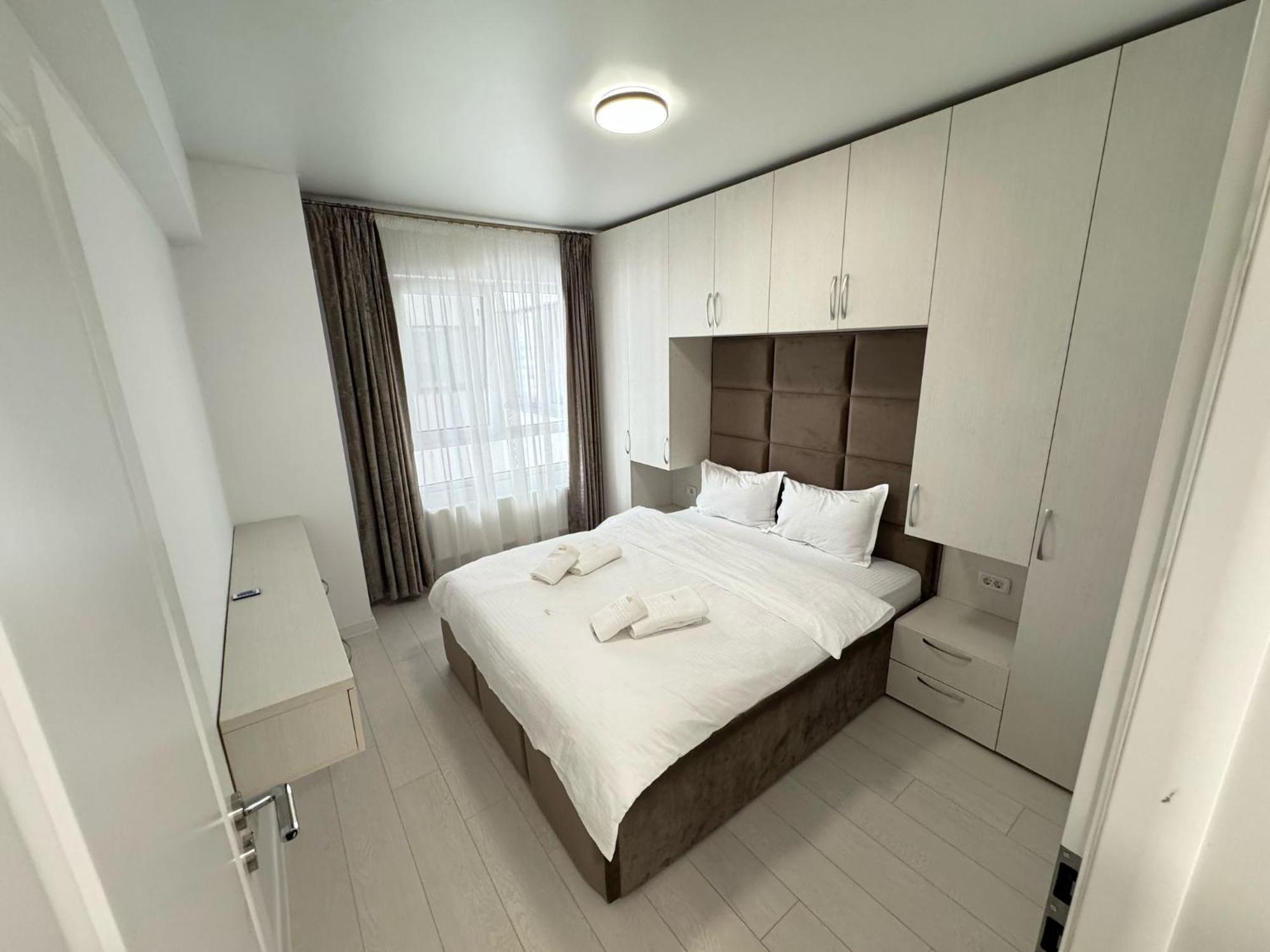 Luxury Glam Apartments Central Adress Bucuresti With Parking Exterior foto
